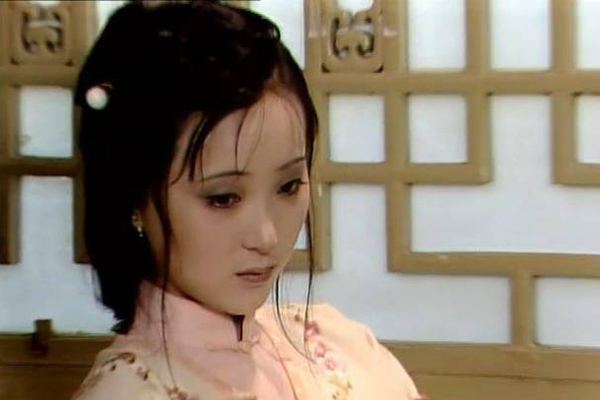 1987版红楼梦陈晓旭饰演的林黛玉剧照