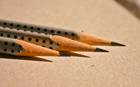 铅笔小刀橡皮和笔盒二年级作文